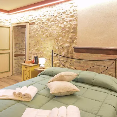 Apartment 2 Bedroom In *